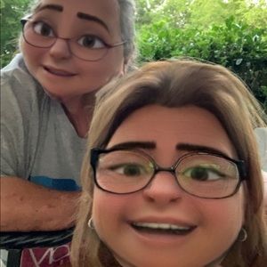 Meet your Posher, Sandra